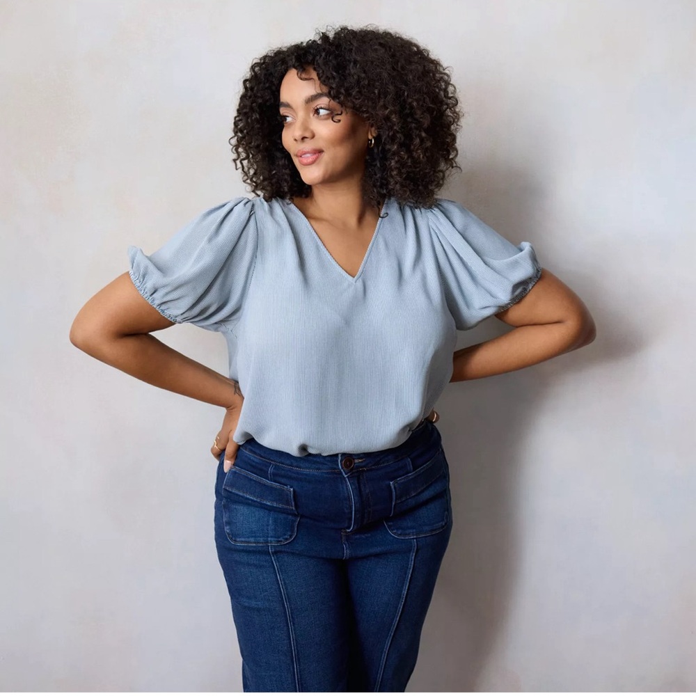 Lauren Conrad V-Neck Short Puff Sleeve Woven Top Blue Striped Blouse